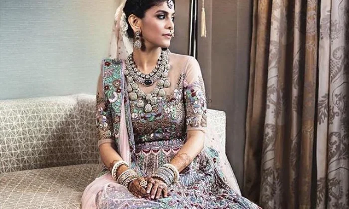 Dress Circle Shopping